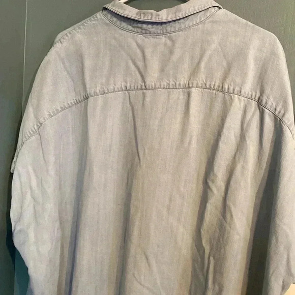 Soft Surroundings 3x short sleeve button up - light blue - Picture 8 of 8